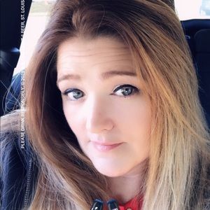 Meet your Posher, Catherine